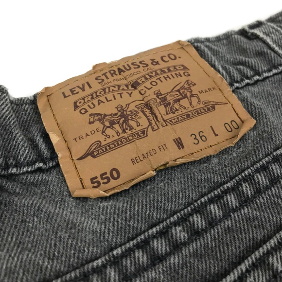 Vintage Levi's 550 Gray Denim Orange Tab Shorts 35 - Picture 6 of 8